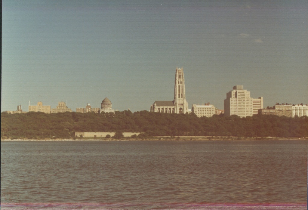 1976 07 dd 02 LGB&D in NYC.jpg