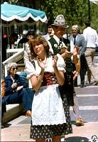 1981 04 15 15 Fayetteville Mall.jpg