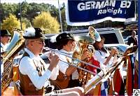 1981 10 08 03 Cameron Village Oktoberfest.jpg